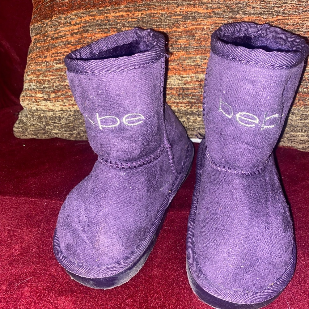 Kids small boots preowed light up